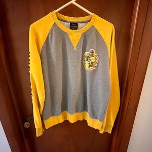 Harry Potter World Sweatshirt-Hufflepuff
